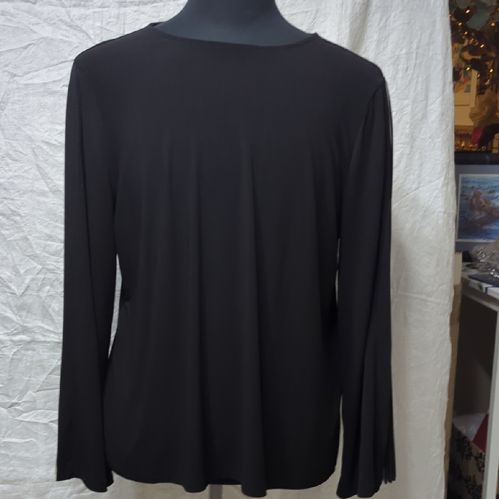 Chico's Black T-Shirt Blouse with Black And White Sleeves